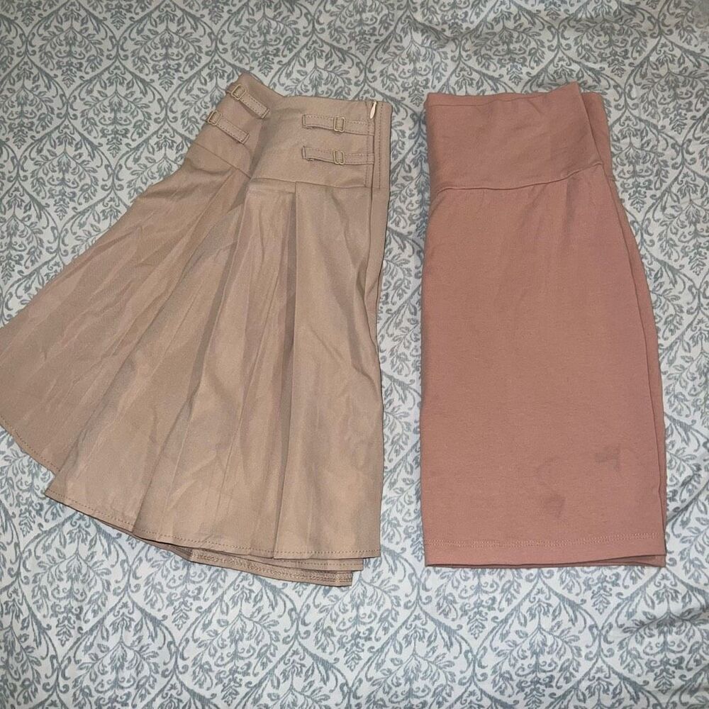 Schoolgirl skirt and pink pencil skirt bundle set size L￼
